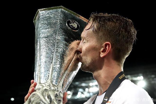 疆辽首次会师总决赛 季后赛交锋辽宁仅7胜14负